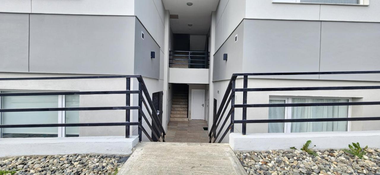 Pey Kau Apartment Ushuaia Exterior photo